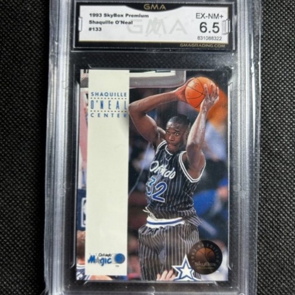 1993 SkyBox Shaquille O'Neal #133 Orlando Magic GMA 6.5